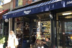 15-4 Murrays Bagels Is A Favourite In New York Greenwich Village.jpg